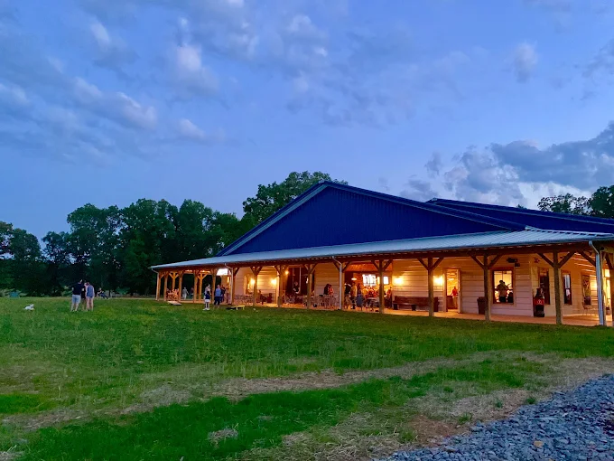 hop springs exterior